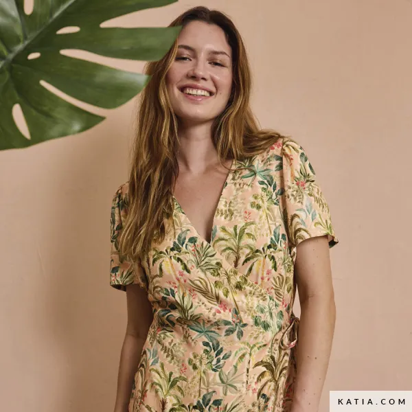 tela-de-viscosa-ecovero-con-estampado-tropical-2078-48-02-katia-n.webp